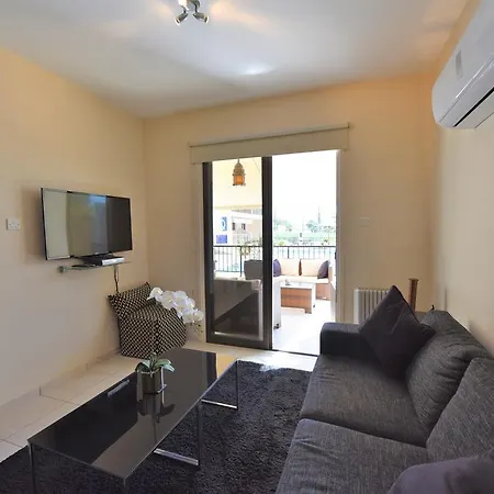 Luxury One Bedroom Apartment